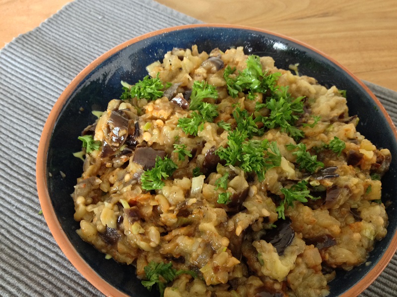 Dip van gegrilde aubergine